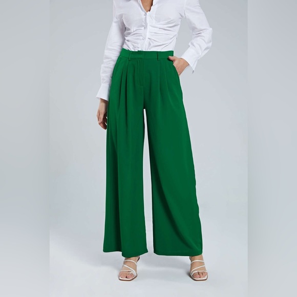 Micas Pants - Elegant Green Wide-Leg Trousers
